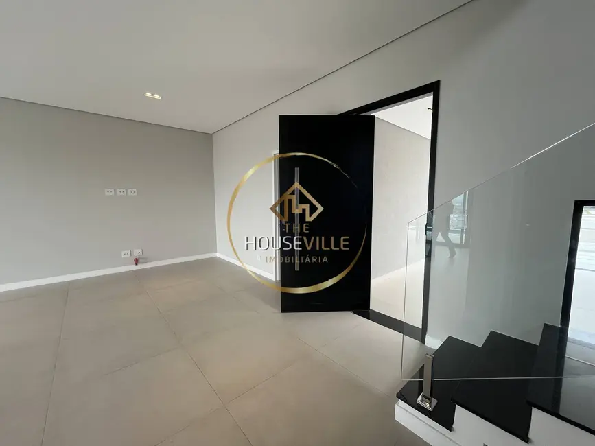 Foto 6 de Casa com 4 quartos à venda, 270m2 em Sao Jose Dos Campos - SP