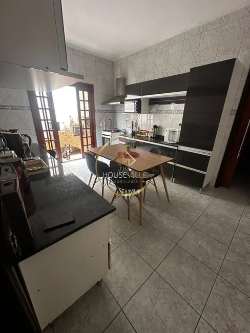 Foto 2 de Casa com 3 quartos à venda, 80m2 em Sao Jose Dos Campos - SP