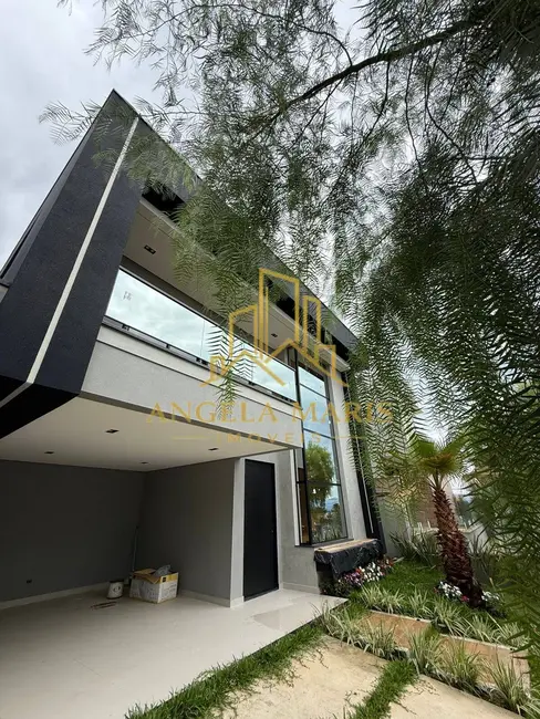 Foto 8 de Casa de Condomínio com 3 quartos à venda, 260m2 em Cacapava - SP