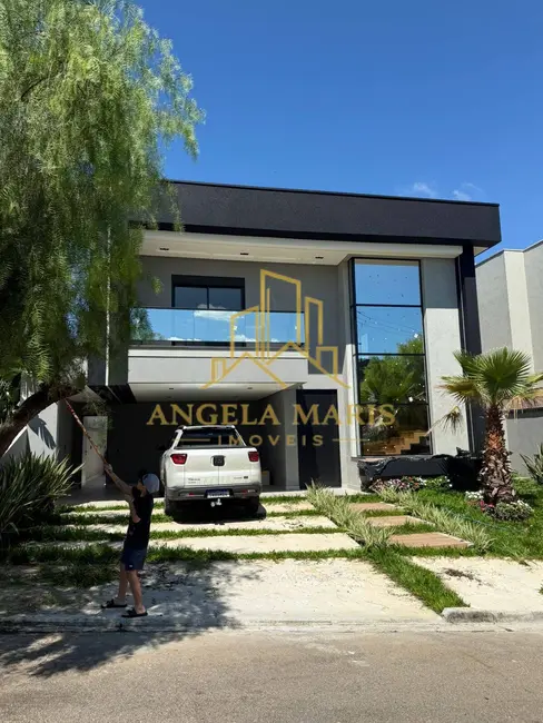 Foto 1 de Casa de Condomínio com 3 quartos à venda, 260m2 em Cacapava - SP