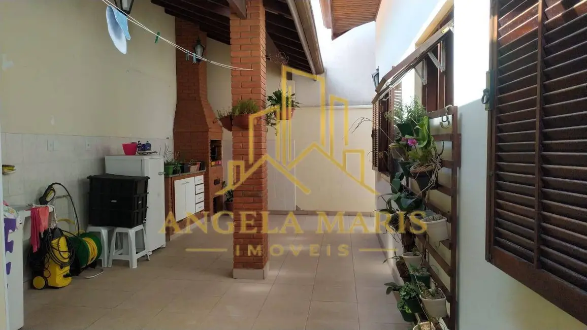 Foto 3 de Casa de Condomínio com 3 quartos à venda, 250m2 em Sao Jose Dos Campos - SP