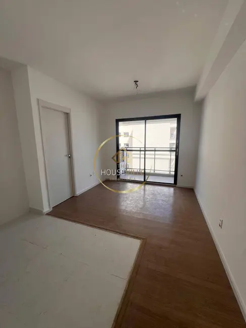 Foto 1 de Apartamento com 1 quarto à venda e para alugar, 33m2 em Sao Jose Dos Campos - SP