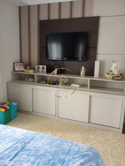 Foto 9 de Apartamento com 4 quartos à venda, 190m2 em Sao Jose Dos Campos - SP