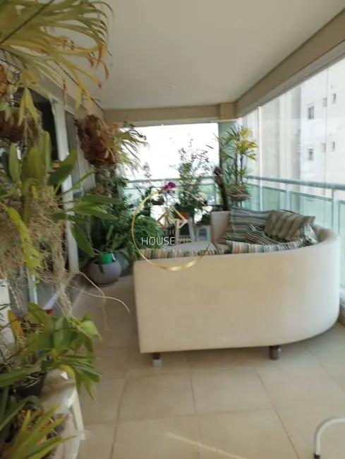 Foto 3 de Apartamento com 4 quartos à venda, 190m2 em Sao Jose Dos Campos - SP