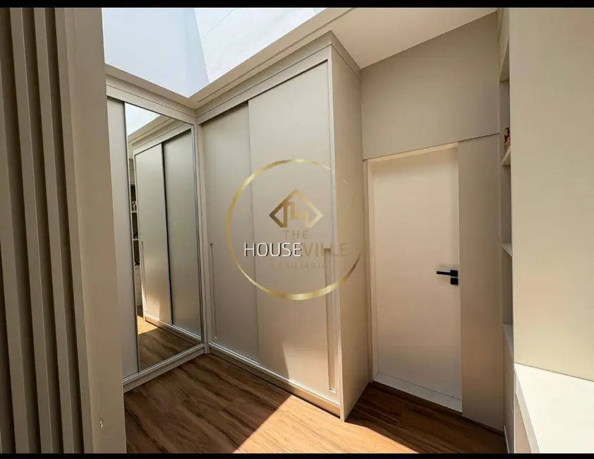 Foto 9 de Casa de Condomínio com 4 quartos à venda, 250m2 em Sao Jose Dos Campos - SP