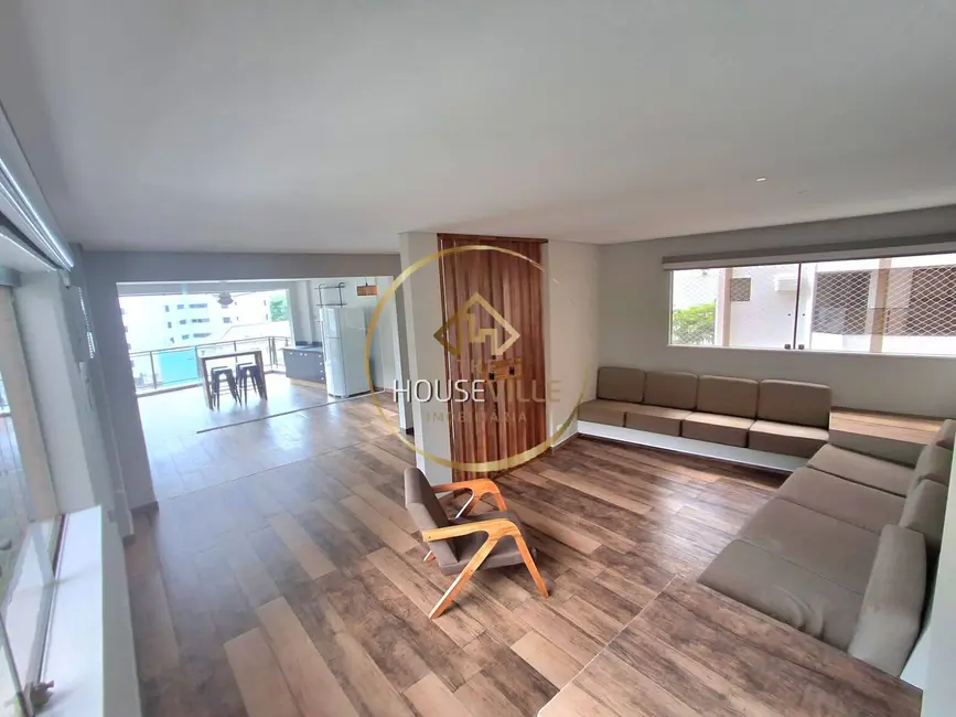 Foto 2 de Apartamento com 4 quartos à venda, 194m2 em Pitangueiras, Guaruja - SP