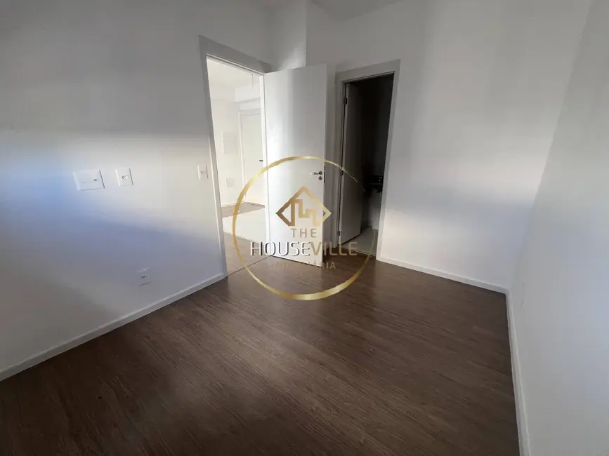 Foto 1 de Apartamento com 1 quarto à venda, 33m2 em Sao Jose Dos Campos - SP
