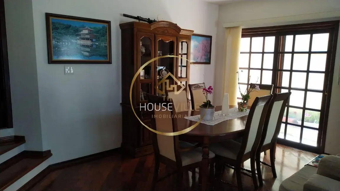 Foto 2 de Casa de Condomínio com 3 quartos à venda, 250m2 em Sao Jose Dos Campos - SP