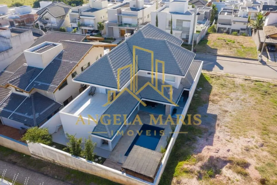Foto 2 de Casa de Condomínio com 4 quartos à venda, 303m2 em Sao Jose Dos Campos - SP