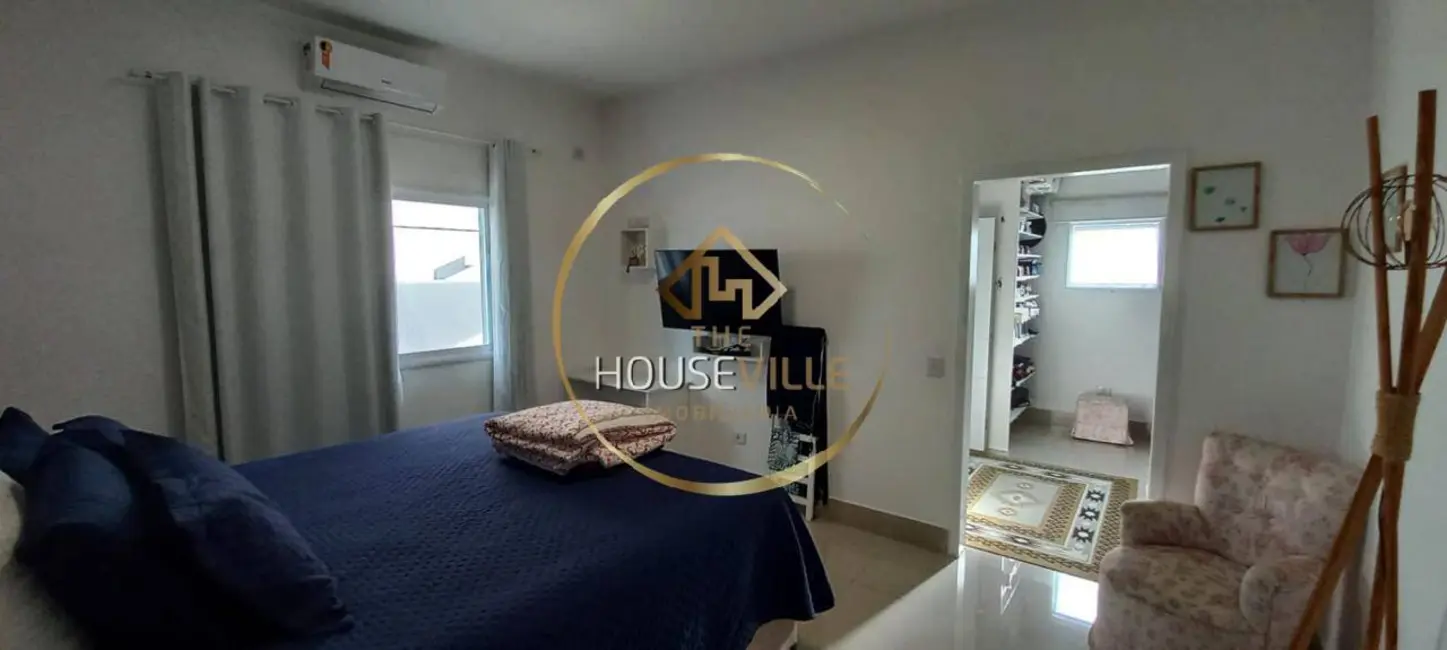 Foto 9 de Casa de Condomínio com 3 quartos à venda, 205m2 em Sao Jose Dos Campos - SP