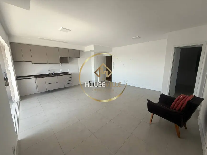 Foto 3 de Apartamento com 2 quartos para alugar, 74m2 em Sao Jose Dos Campos - SP