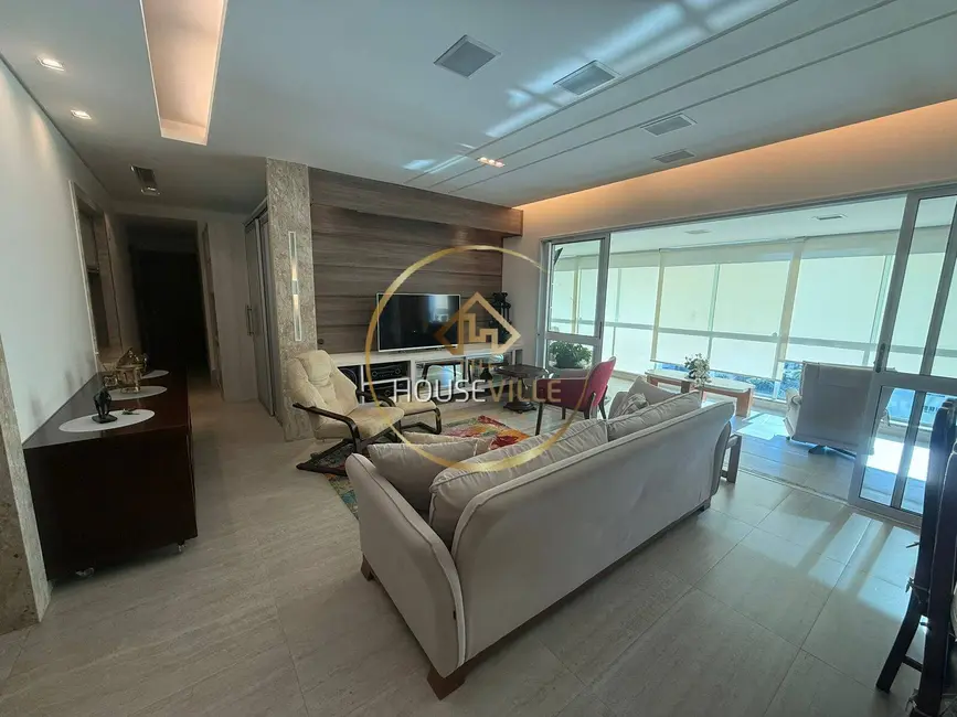 Foto 1 de Apartamento com 4 quartos à venda, 194m2 em Sao Jose Dos Campos - SP