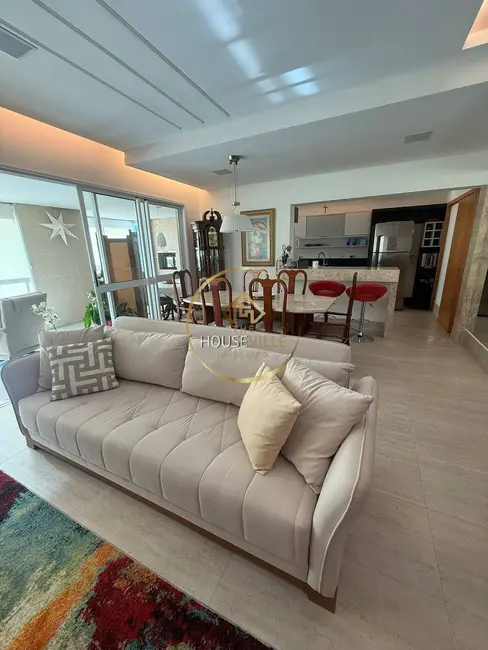 Foto 4 de Apartamento com 4 quartos à venda, 194m2 em Sao Jose Dos Campos - SP