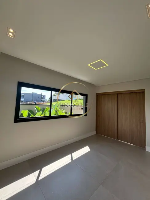 Foto 6 de Casa com 4 quartos à venda, 390m2 em Sao Jose Dos Campos - SP