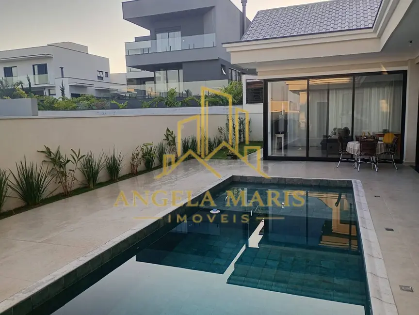 Casa de Condomínio com 4 quartos à venda, 422m2 em Sao Jose Dos Campos - SP - imagem 3 Foto 3 de Casa de Condomínio com 4 quartos à venda, 422m2 em Sao Jose Dos Campos - SP