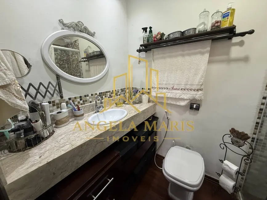 Foto 9 de Casa de Condomínio com 4 quartos à venda, 270m2 em Jardim Maria Cândida, Cacapava - SP