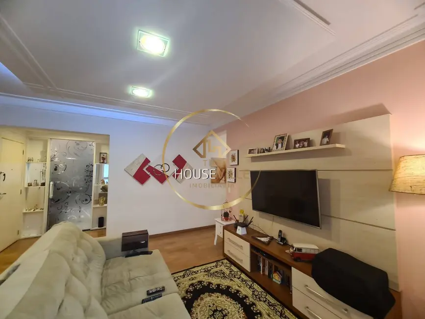 Apartamento com 3 quartos à venda, 102m2 em Sao Jose Dos Campos - SP - imagem 4 Foto 4 de Apartamento com 3 quartos à venda, 102m2 em Sao Jose Dos Campos - SP