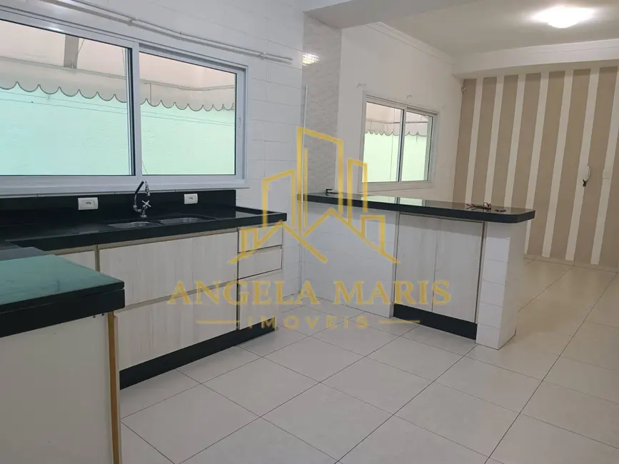 Casa com 3 quartos à venda, 125m2 em Sao Jose Dos Campos - SP - imagem 2 Foto 2 de Casa com 3 quartos à venda, 125m2 em Sao Jose Dos Campos - SP