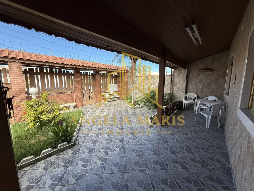 Foto 3 de Casa com 3 quartos à venda, 152m2 em Balneário dos Golfinhos, Caraguatatuba - SP