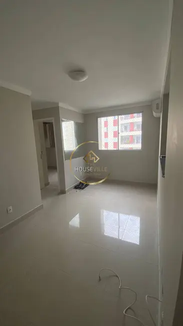 Foto 2 de Apartamento com 2 quartos à venda, 45m2 em Sao Jose Dos Campos - SP