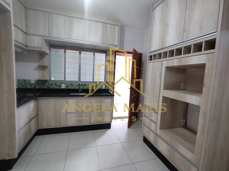Foto 9 de Casa com 3 quartos à venda, 150m2 em Sao Jose Dos Campos - SP