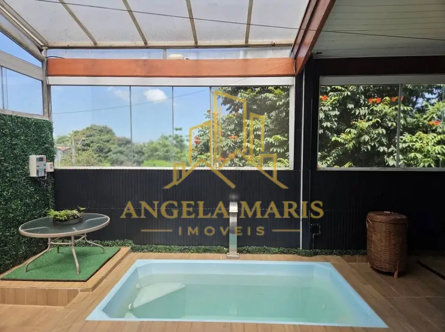 Foto 1 de Casa com 3 quartos à venda, 90m2 em Sao Jose Dos Campos - SP