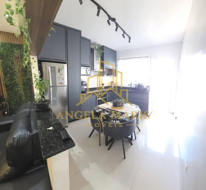 Foto 5 de Casa com 3 quartos à venda, 90m2 em Sao Jose Dos Campos - SP