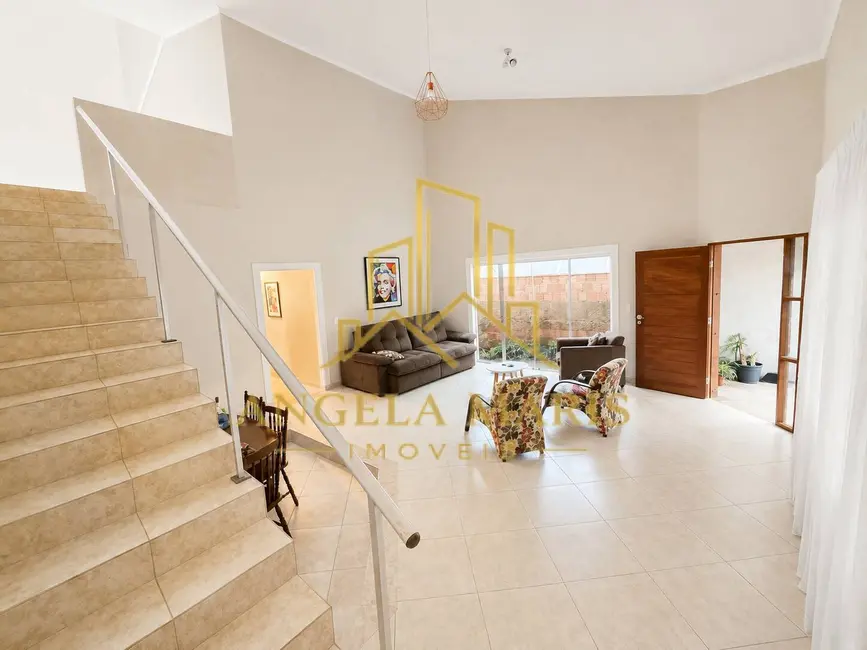 Foto 4 de Casa com 5 quartos à venda, 215m2 em Sao Jose Dos Campos - SP