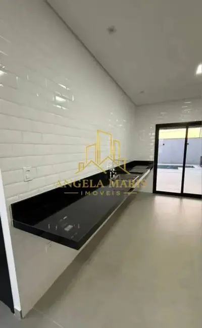 Foto 5 de Casa de Condomínio com 4 quartos à venda, 185m2 em Cacapava - SP