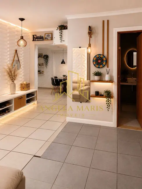 Casa de Condomínio com 3 quartos à venda, 180m2 em Residencial Santa Paula, Jacarei - SP - imagem 5 Foto 5 de Casa de Condomínio com 3 quartos à venda, 180m2 em Residencial Santa Paula, Jacarei - SP