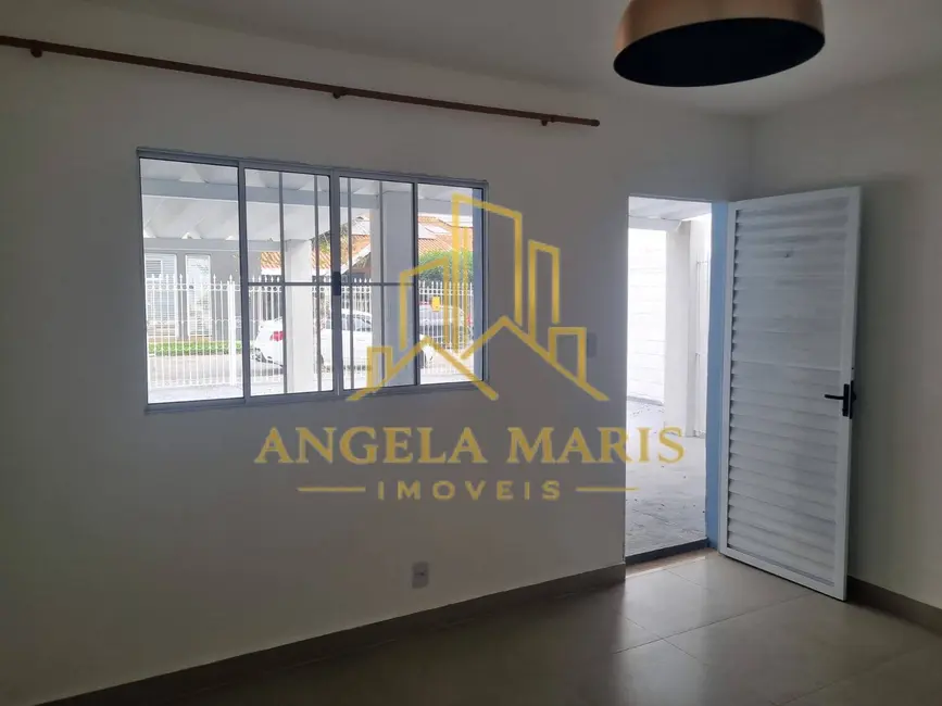 Casa com 2 quartos à venda, 130m2 em Sao Jose Dos Campos - SP - imagem 3 Foto 3 de Casa com 2 quartos à venda, 130m2 em Sao Jose Dos Campos - SP