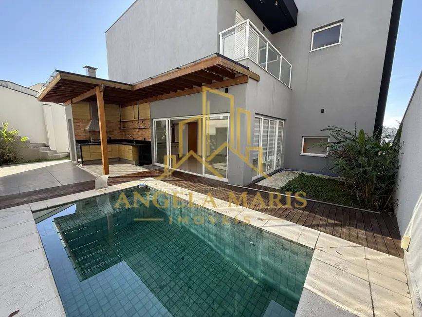 Casa de Condomínio com 4 quartos à venda, 240m2 em Sao Jose Dos Campos - SP - imagem 2 Foto 2 de Casa de Condomínio com 4 quartos à venda, 240m2 em Sao Jose Dos Campos - SP
