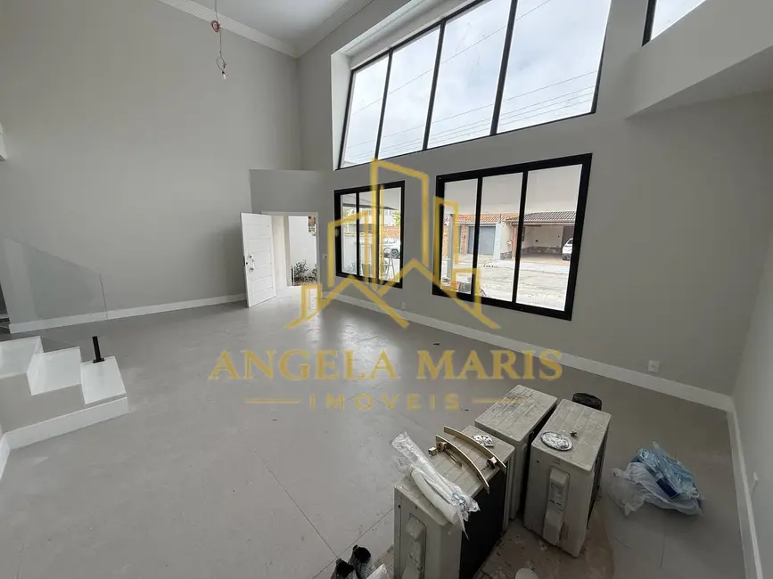 Casa de Condomínio com 5 quartos à venda, 365m2 em Sao Jose Dos Campos - SP - imagem 4 Foto 4 de Casa de Condomínio com 5 quartos à venda, 365m2 em Sao Jose Dos Campos - SP