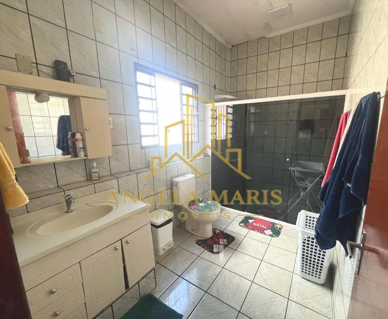 Casa à venda em Sao Jose Dos Campos - SP - imagem 6 Foto 6 de Casa à venda em Sao Jose Dos Campos - SP