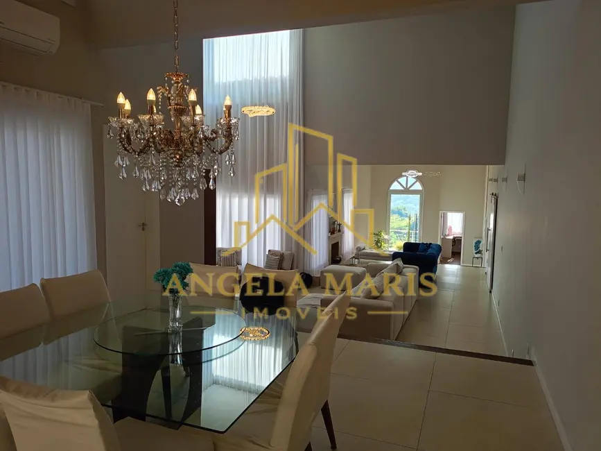 Foto 3 de Casa de Condomínio com 4 quartos à venda, 400m2 em Rio Comprido, Jacarei - SP