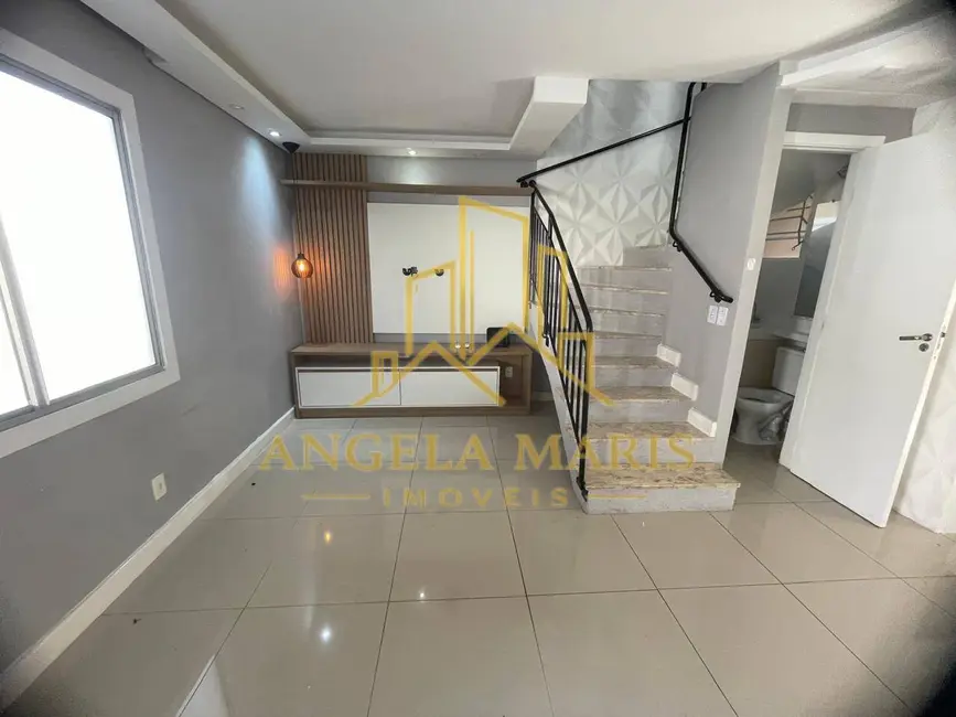 Foto 2 de Casa de Condomínio com 3 quartos à venda, 68m2 em Sao Jose Dos Campos - SP