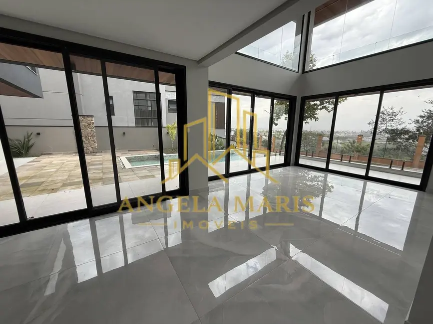 Casa de Condomínio com 5 quartos à venda, 490m2 em Sao Jose Dos Campos - SP - imagem 6 Foto 6 de Casa de Condomínio com 5 quartos à venda, 490m2 em Sao Jose Dos Campos - SP