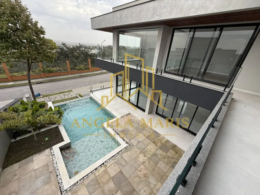 Casa de Condomínio com 5 quartos à venda, 490m2 em Sao Jose Dos Campos - SP - imagem 4 Foto 4 de Casa de Condomínio com 5 quartos à venda, 490m2 em Sao Jose Dos Campos - SP