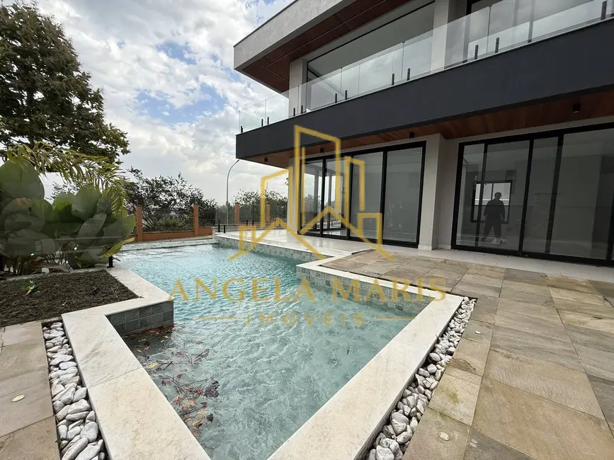 Casa de Condomínio com 5 quartos à venda, 490m2 em Sao Jose Dos Campos - SP - imagem 2 Foto 2 de Casa de Condomínio com 5 quartos à venda, 490m2 em Sao Jose Dos Campos - SP