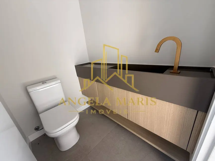 Casa de Condomínio com 4 quartos à venda, 390m2 em Sao Jose Dos Campos - SP - imagem 8 Foto 8 de Casa de Condomínio com 4 quartos à venda, 390m2 em Sao Jose Dos Campos - SP