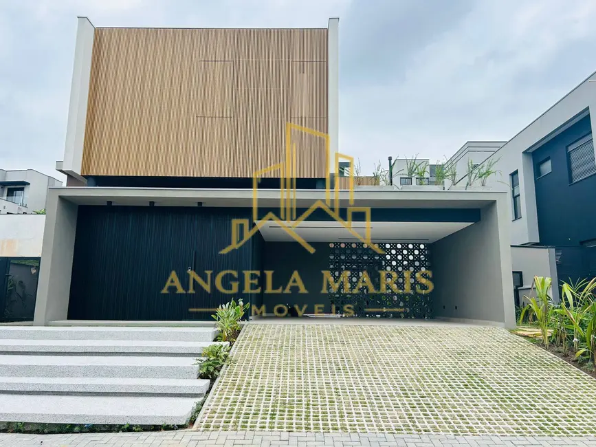 Casa de Condomínio com 4 quartos à venda, 390m2 em Sao Jose Dos Campos - SP - imagem 1 Foto 1 de Casa de Condomínio com 4 quartos à venda, 390m2 em Sao Jose Dos Campos - SP