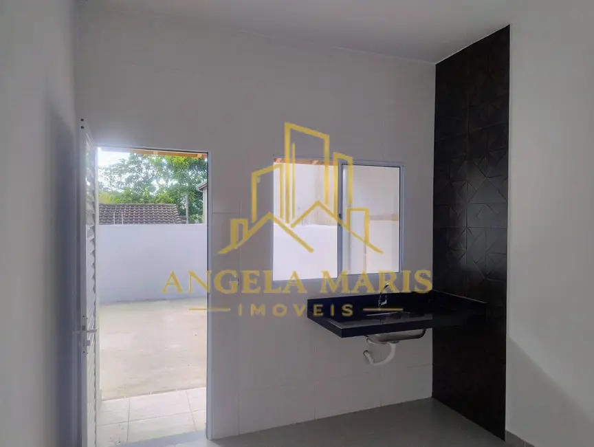 Casa com 2 quartos à venda, 64m2 em Sao Jose Dos Campos - SP - imagem 2 Foto 2 de Casa com 2 quartos à venda, 64m2 em Sao Jose Dos Campos - SP
