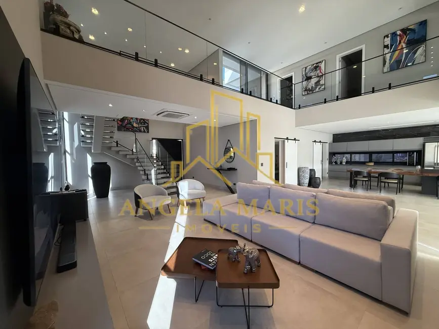 Foto 9 de Casa de Condomínio com 4 quartos à venda e para alugar, 359m2 em Sao Jose Dos Campos - SP
