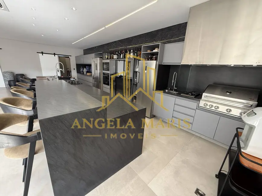 Foto 3 de Casa de Condomínio com 4 quartos à venda e para alugar, 359m2 em Sao Jose Dos Campos - SP