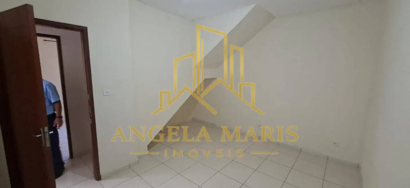 Casa com 3 quartos à venda, 150m2 em Sao Jose Dos Campos - SP - imagem 8 Foto 8 de Casa com 3 quartos à venda, 150m2 em Sao Jose Dos Campos - SP
