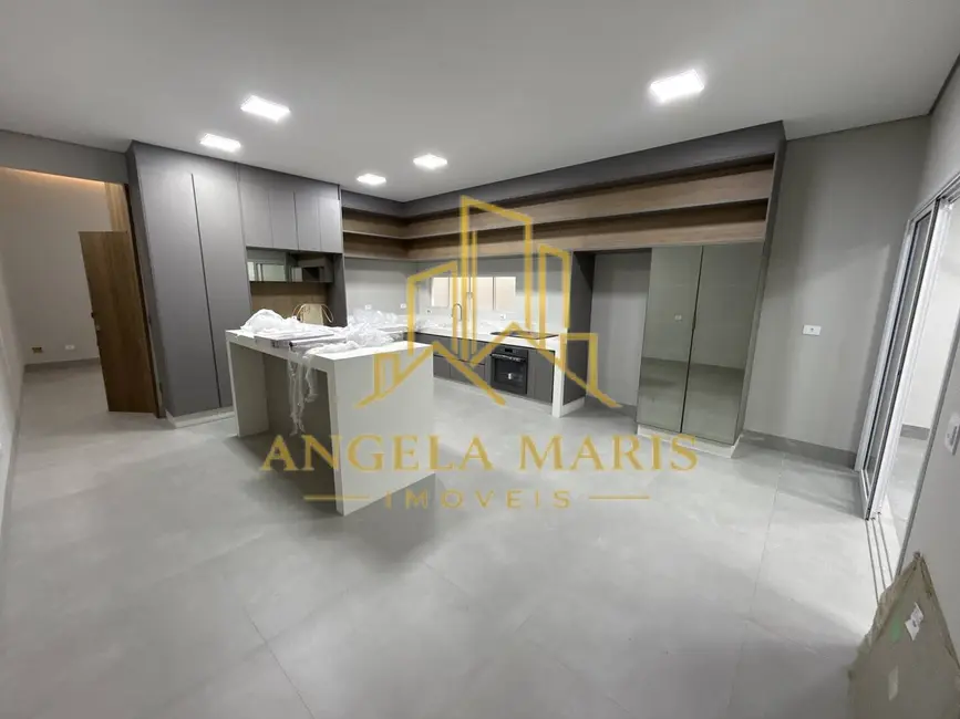Foto 2 de Casa com 4 quartos à venda, 162m2 em Sao Jose Dos Campos - SP
