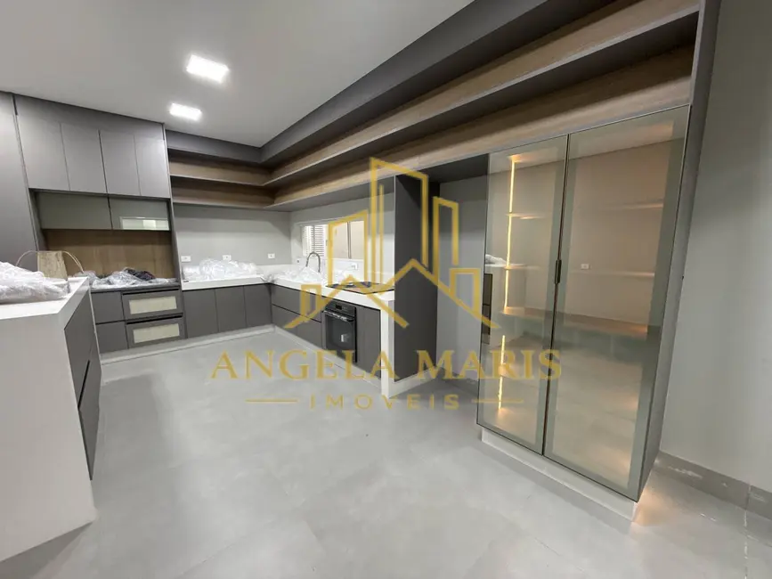 Foto 1 de Casa com 4 quartos à venda, 162m2 em Sao Jose Dos Campos - SP