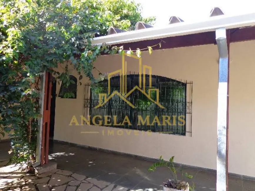 Casa com 3 quartos à venda, 110m2 em Sao Jose Dos Campos - SP - imagem 1 Foto 1 de Casa com 3 quartos à venda, 110m2 em Sao Jose Dos Campos - SP