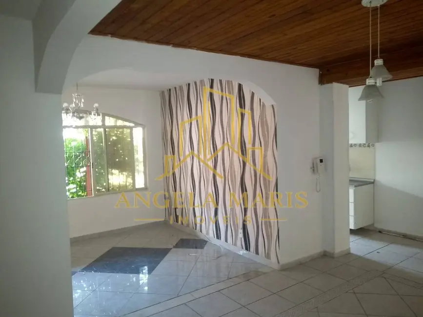 Casa com 3 quartos à venda, 110m2 em Sao Jose Dos Campos - SP - imagem 2 Foto 2 de Casa com 3 quartos à venda, 110m2 em Sao Jose Dos Campos - SP