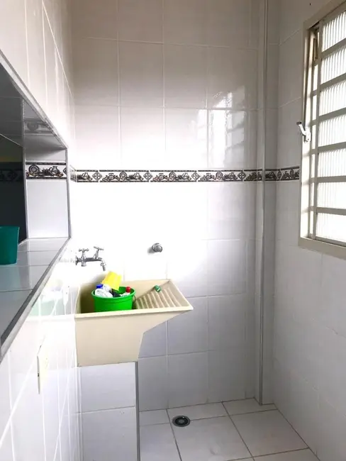 Foto 9 de Apartamento com 2 quartos à venda em Parque Santo Antônio, Taubate - SP